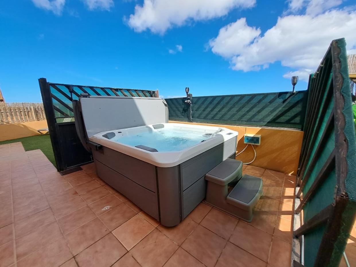 Villadunas - With Luxury Hot Tub Corralejo Exterior photo